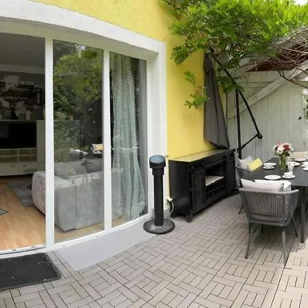 Haus Schmidhuber 1 Mit 2 Schlafzimmern Und Terrasse Apartament *