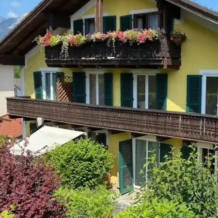 Apartman Haus Schmidhuber 1 Mit 2 Schlafzimmern Und Terrasse Großgmain