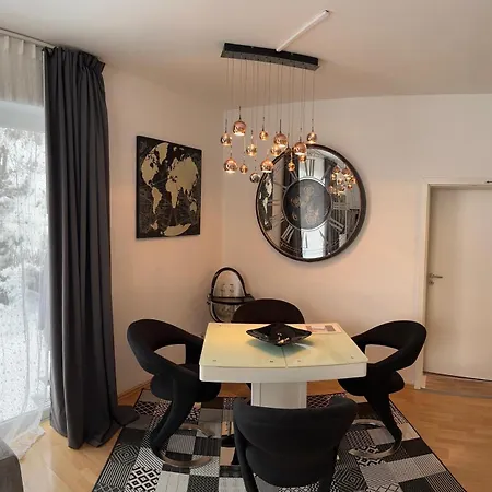 Haus Schmidhuber 1 Mit 2 Schlafzimmern Und Terrasse *